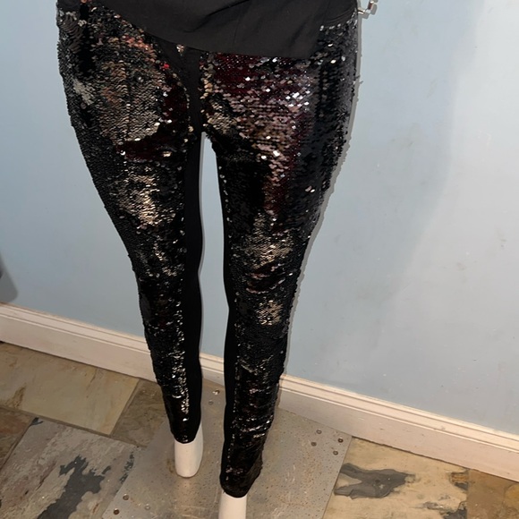 next sequin pants- very Taylor Swift- size 4 (USA)- never worn- black & silver - Picture 1 of 13